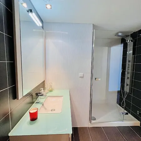 Front Line, Sea View, Luxury Penthouse In Caparica