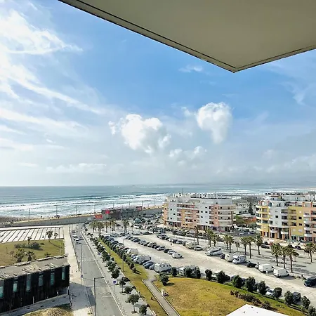 Front Line, Sea View, Luxury Penthouse In Caparica *
