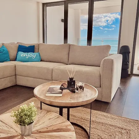 Front Line, Sea View, Luxury Penthouse In Caparica Apartman *