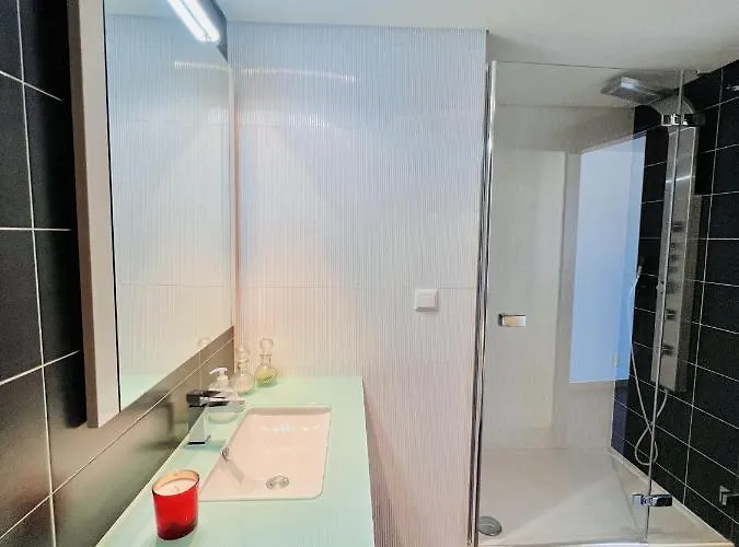 Front Line, Sea View, Luxury Penthouse In Caparica