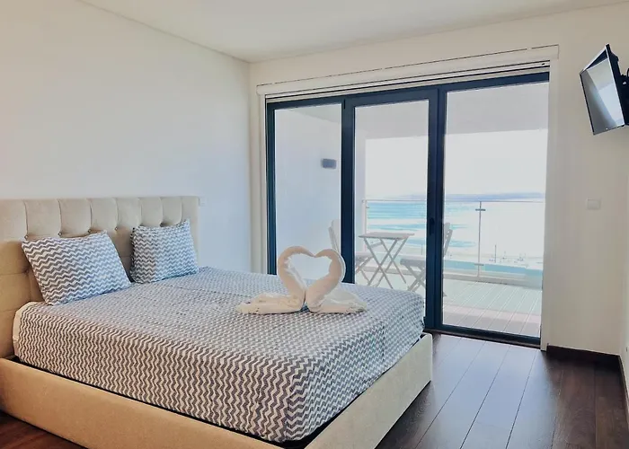 Front Line, Sea View, Luxury Penthouse In Caparica