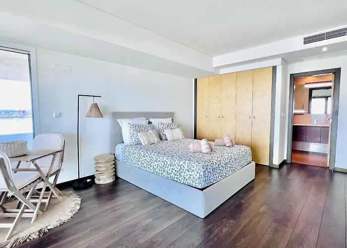 Lägenhet Front Line, Sea View, Luxury Penthouse In Caparica