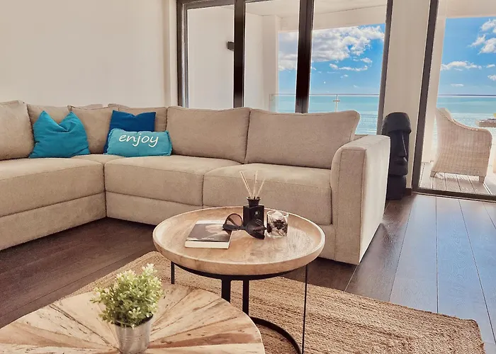 Front Line, Sea View, Luxury Penthouse In Caparica Appartamento *