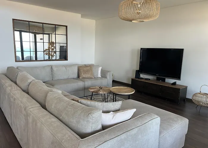 Appartamento Front Line, Sea View, Luxury Penthouse In Caparica *