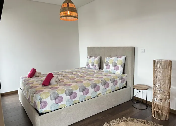 Front Line, Sea View, Luxury Penthouse In Caparica Appartamento